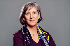 MaryMeeker2025年的AI趋向演讲为我们描画了一幅波涛